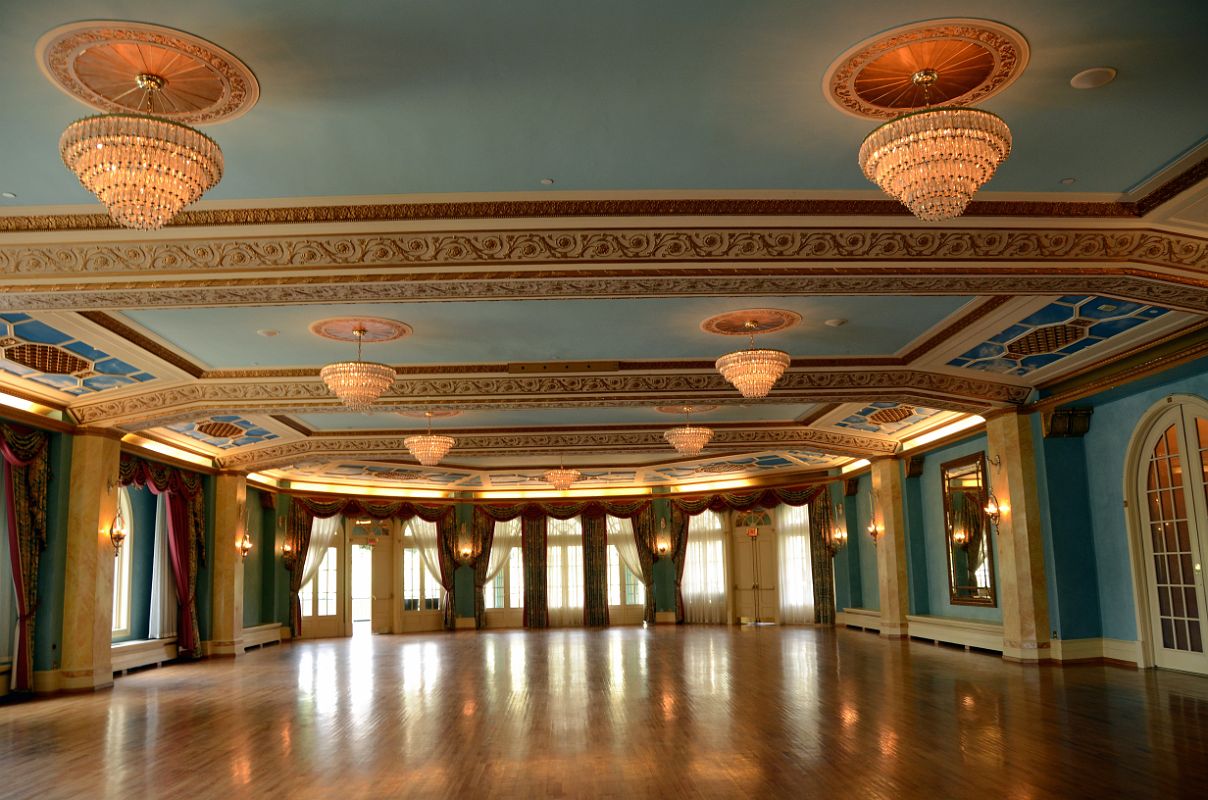 33 Banff Springs Hotel Mezzanine Level 2 Cascade Ballroom